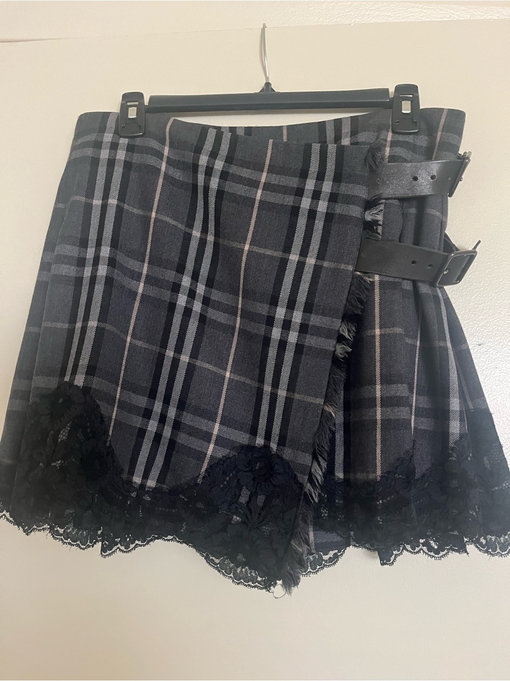 Burberry grey plaid kilt skirt
